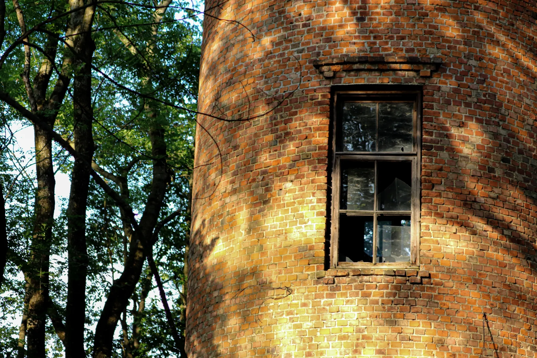 Old home in need of expensive repair